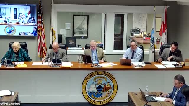 Council authorizes Hopeworth traffic‑calming study and asks state review of Gooding/Medicom pedestrian signal