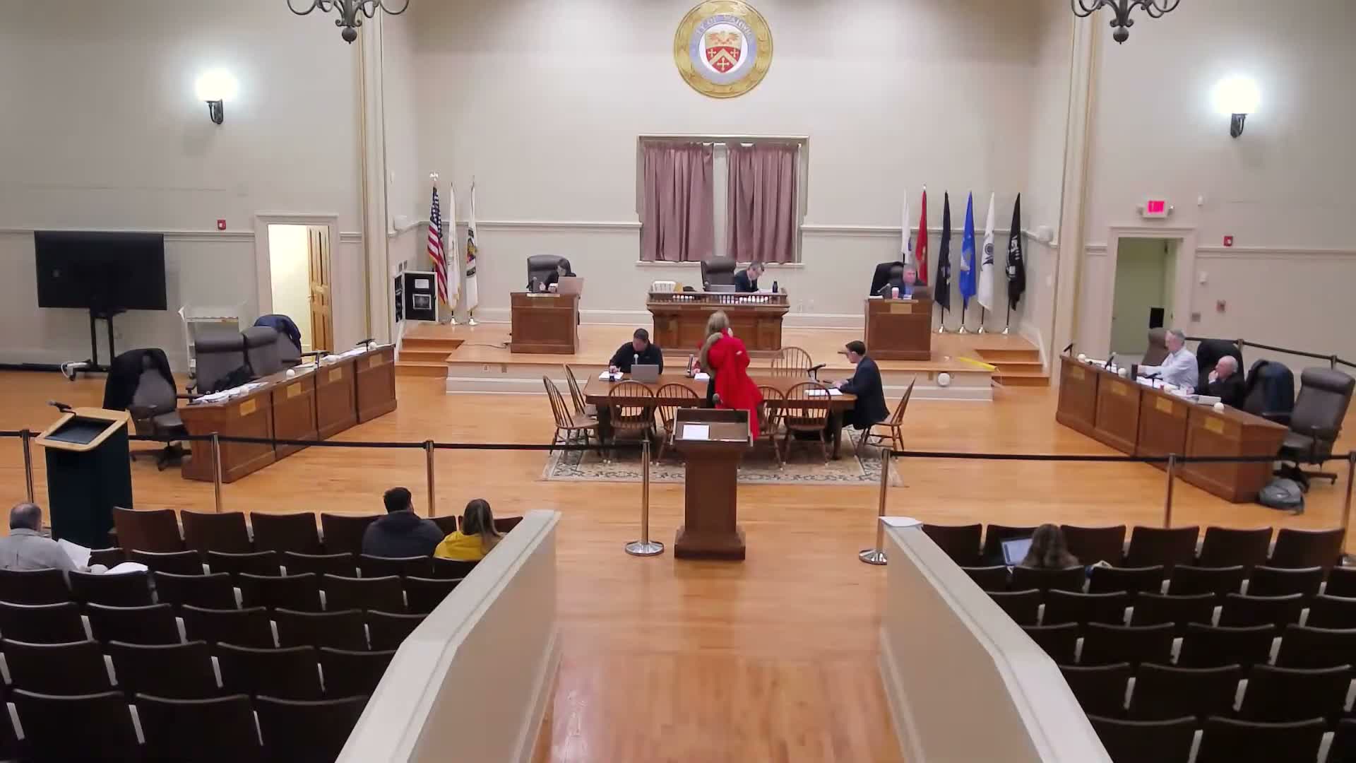 Warwick council advances ordinances on rescue fees, parking, zoning and compensation; multiple items approved