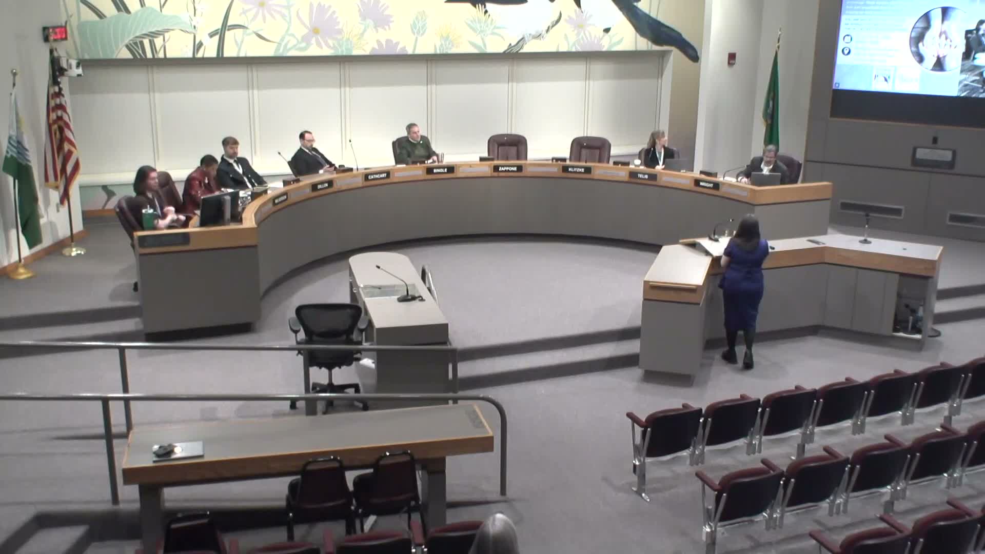 Homeless Connect draws providers and nearly 2,000 guests; council discusses transportation, fundraising and service alignment