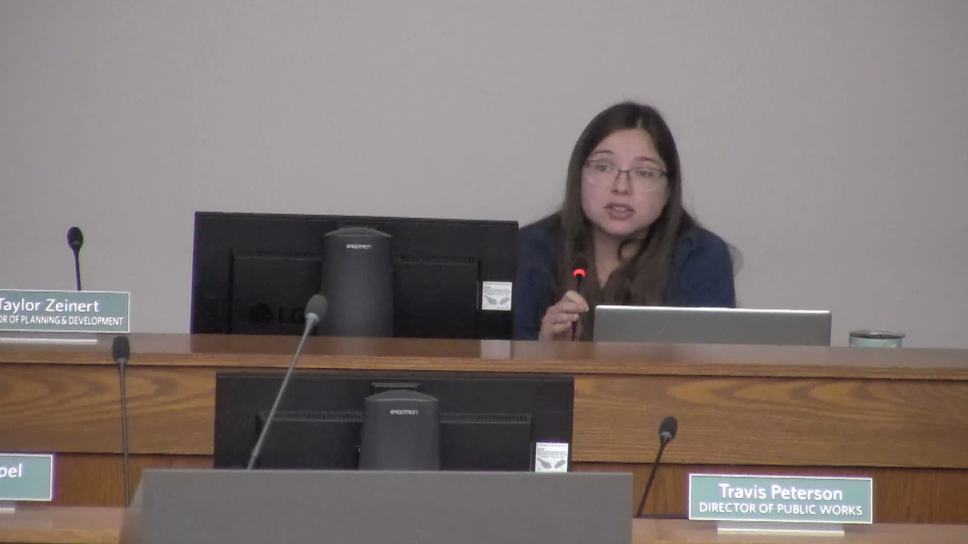 Plan Commission moves zoning‑related board language into chapter 2 of the municipal code; historic preservation commission asks for review