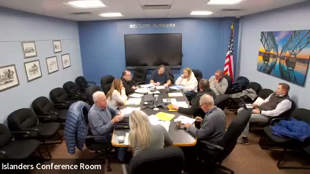 Planning board asks town board to rewrite grass‑and‑snow law after procedural concerns