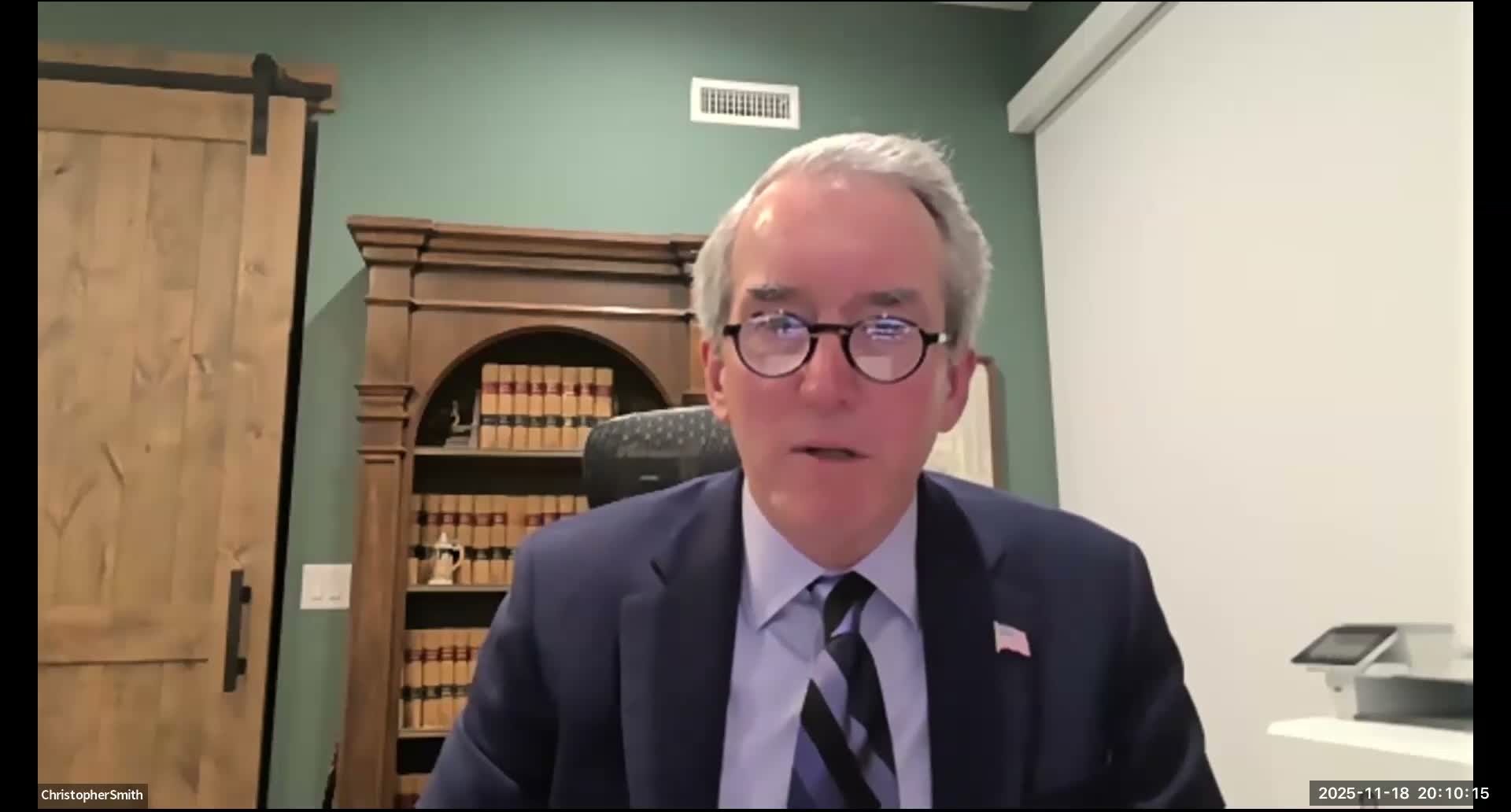 Commission approves resubdivision that shortens Acum Way and adds open space; one commissioner opposes