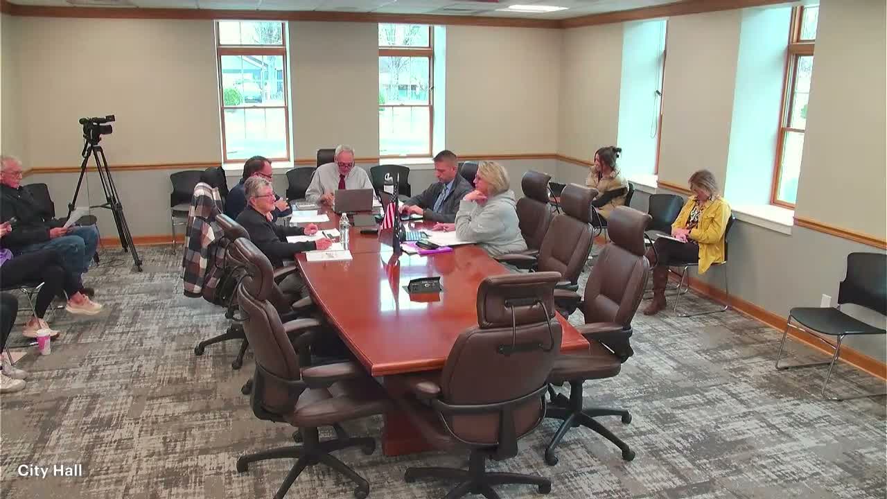 Board approves 2026 Scott County partnership contracts including Westwood Golf Course agreement