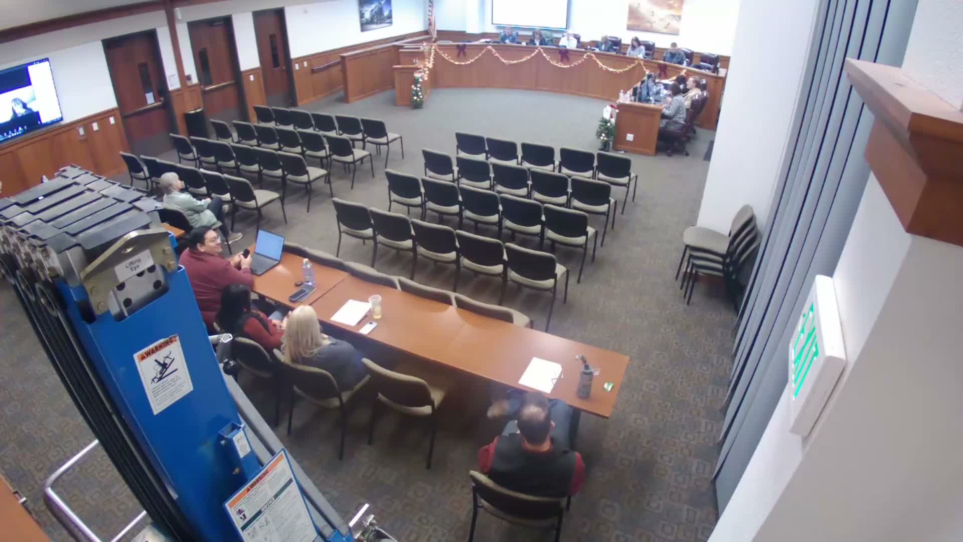 Council adopts 2026 pay plan ordinance on second reading; no cost‑of‑living increase