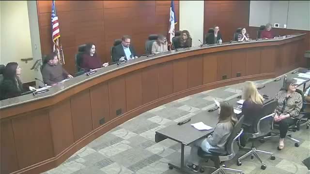 Cedar Rapids school board directs administration to craft options to close $10–12 million gap, invites staff and community input