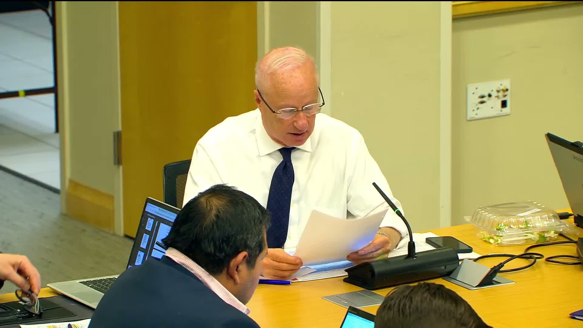 Council approves 2026 meeting calendar direction; directs interviews and reappointment for planning commission