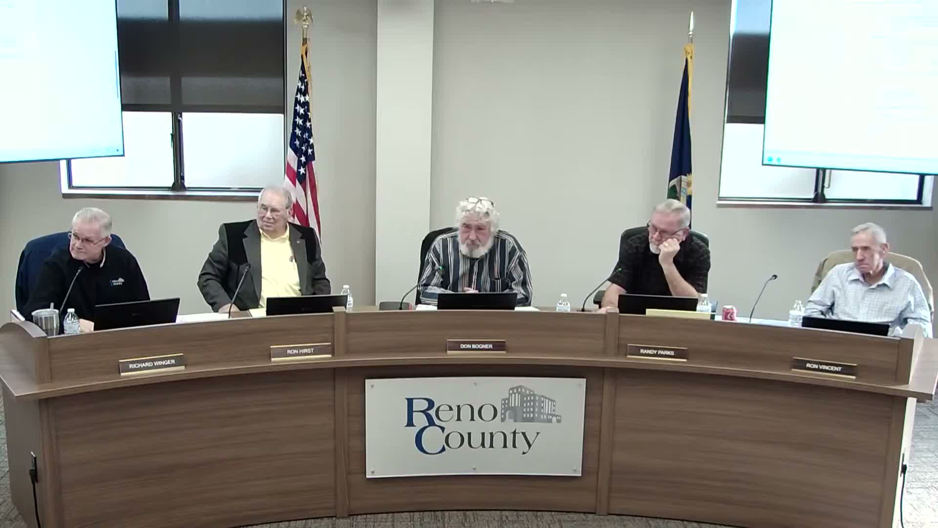 Reno County approves updated county administrator contract effective Jan. 1, 2026