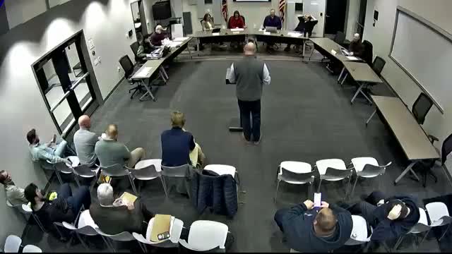 Commission tables Alder Oaks preliminary plan amid side‑yard, basement and grading concerns