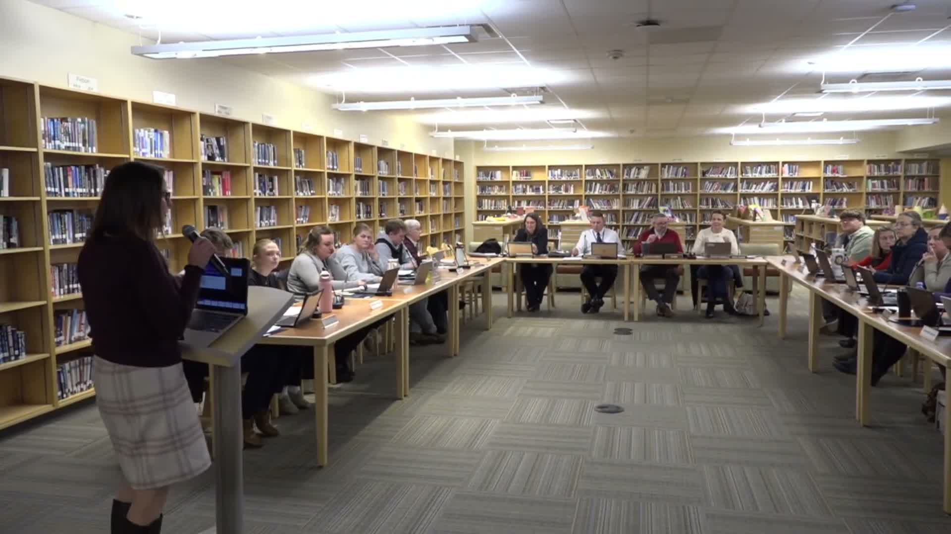 RSU 22 board votes to join Maine DOE cohort 3 to begin providing special-education services for 4-year-olds