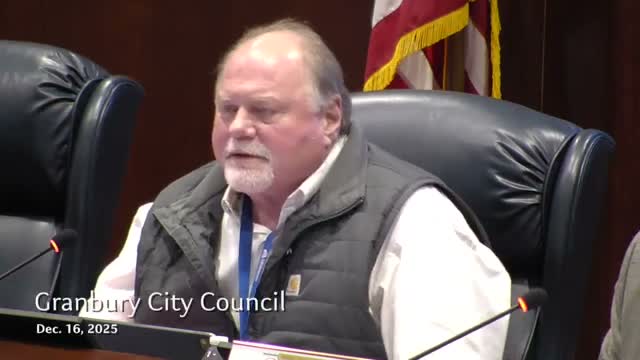 City praises communications, fire and finance staff during meeting