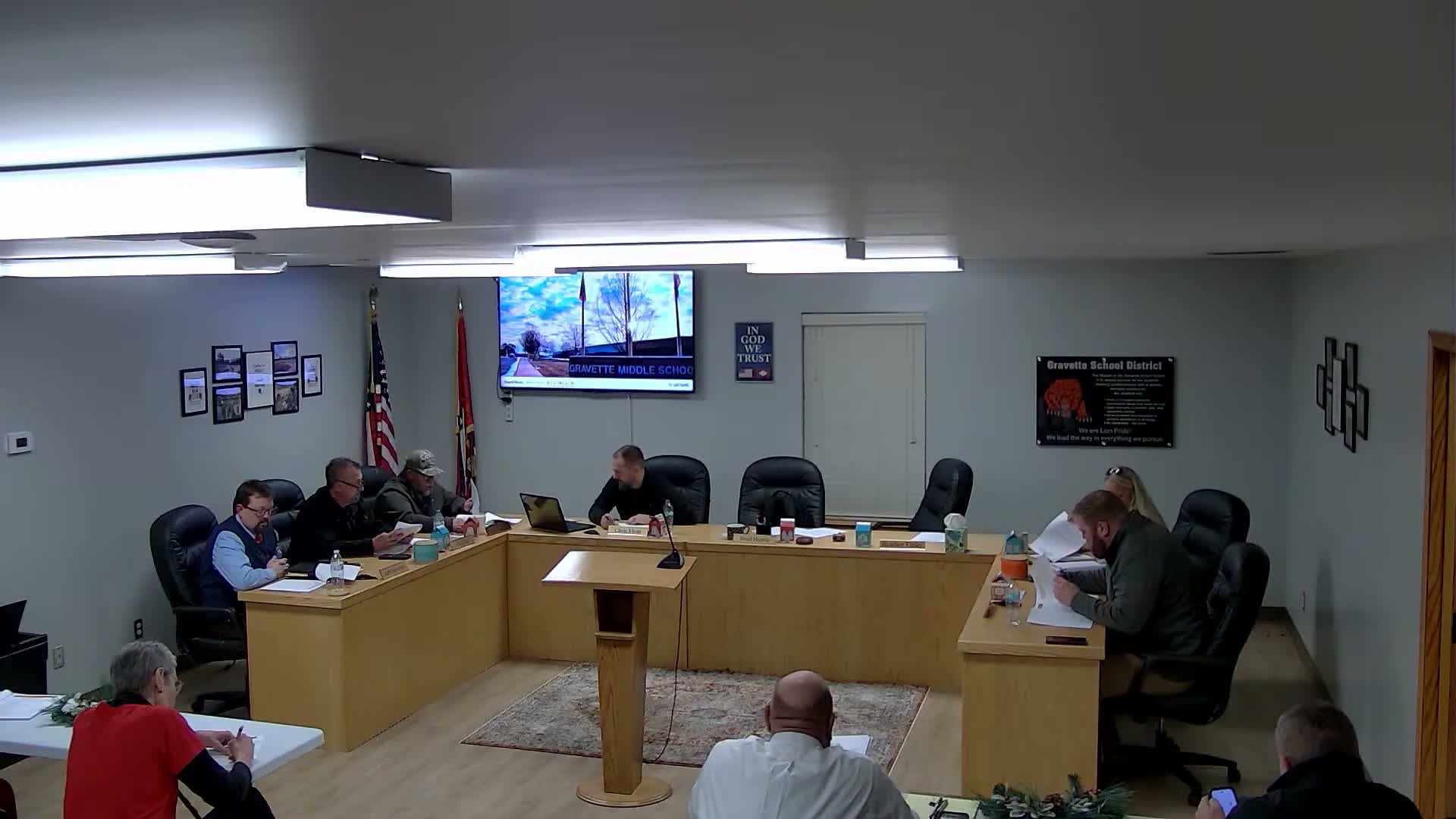 Gravette board approves SRO MOU, master plan, hires bus drivers and authorizes bus sales