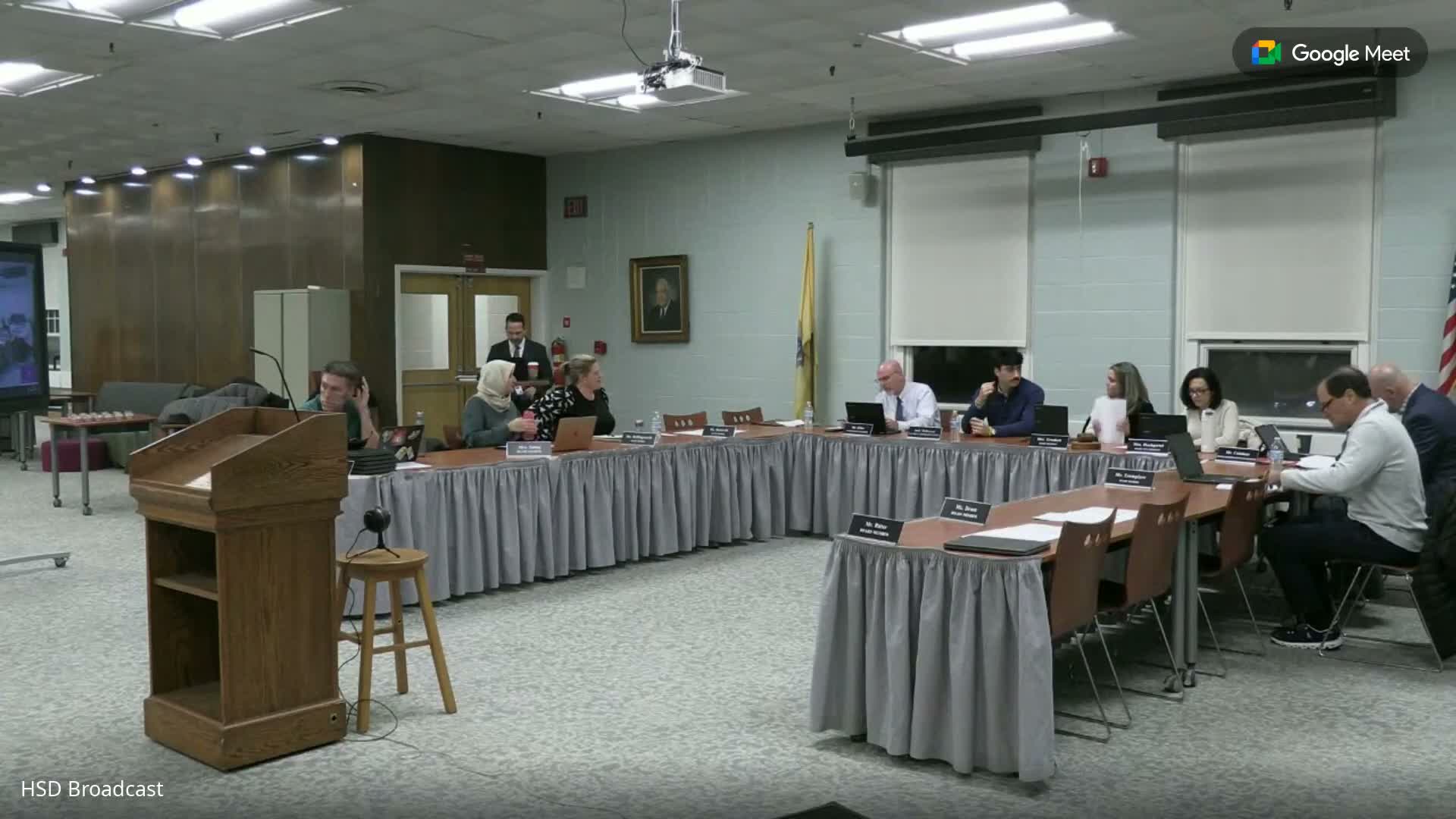 Student representatives report sports, Seal of Biliteracy testing and $34,000 in spirit‑week fundraising