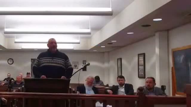 Ironton resident urges council to tighten rules on registered offenders at schools; ordinance read for first time