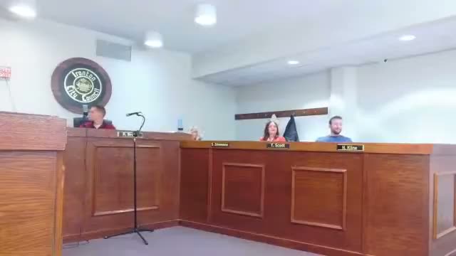 Resident raises concerns about Green Valley street work, drainage and water-bill impacts for seniors