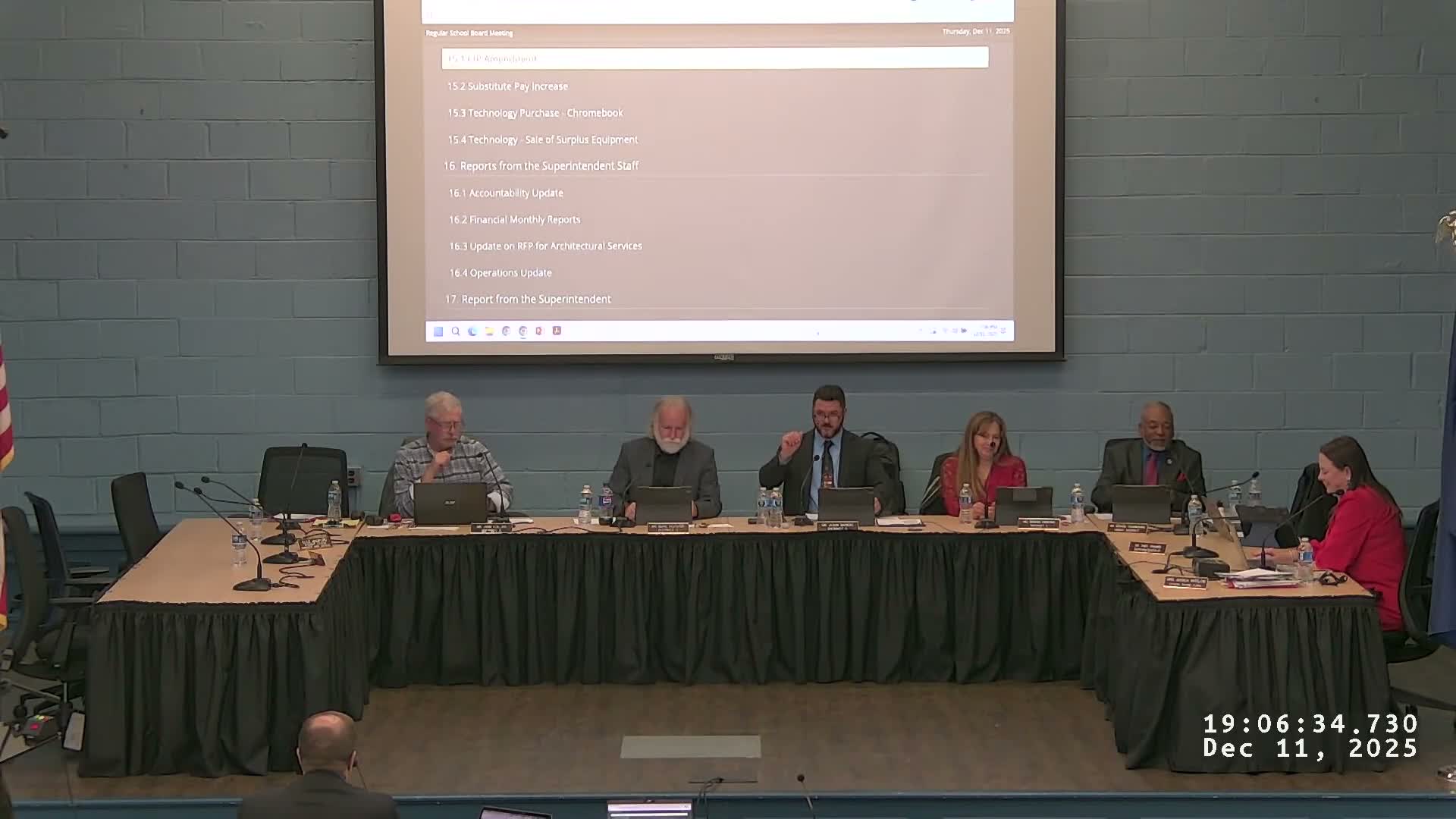 Board authorizes purchase of Chromebooks and sale of older devices; staff warns of rising prices