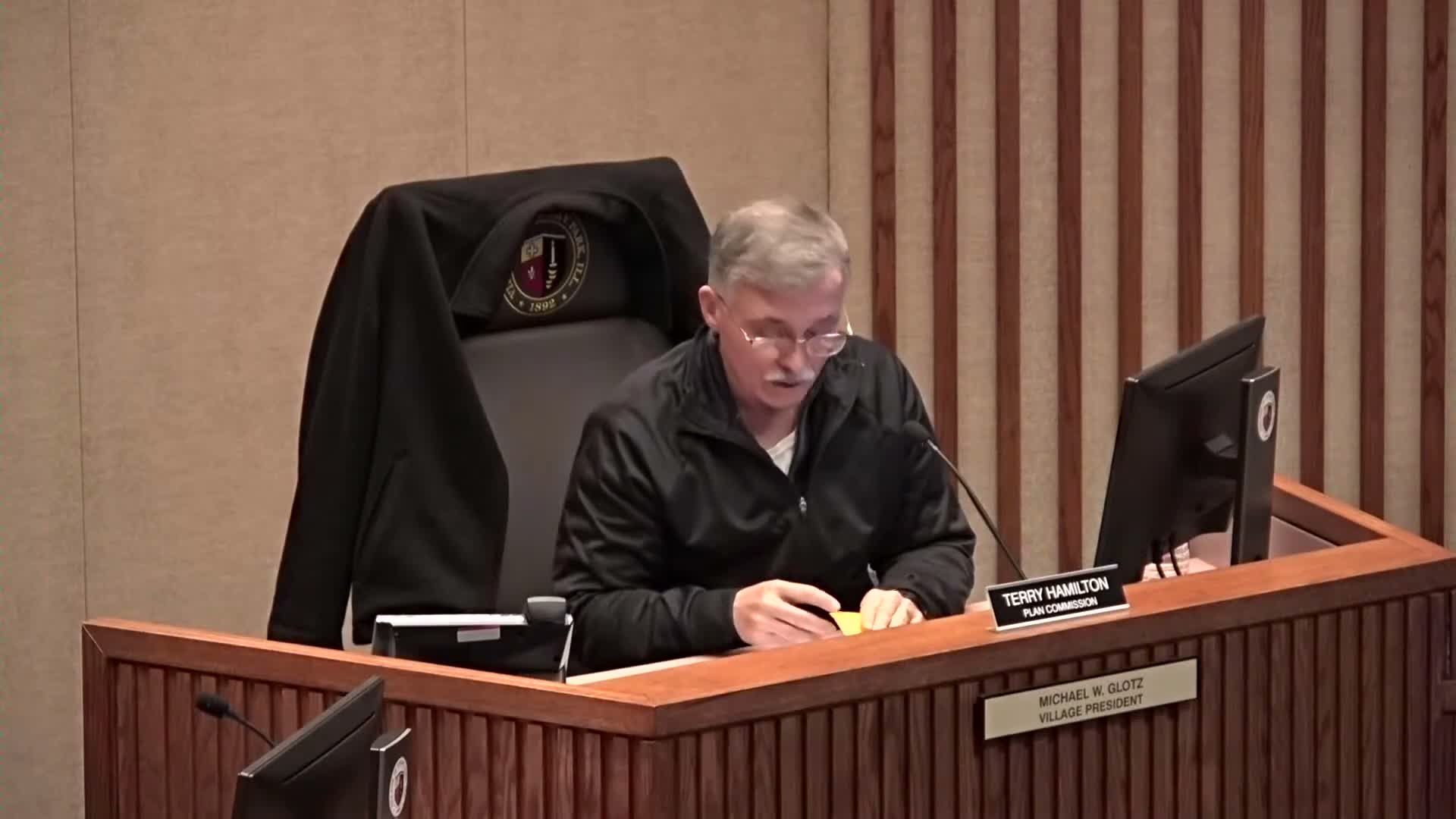 Commission recommends variance to allow enlarged detached garage at 16801 Sayre; conditions set to prevent habitable use