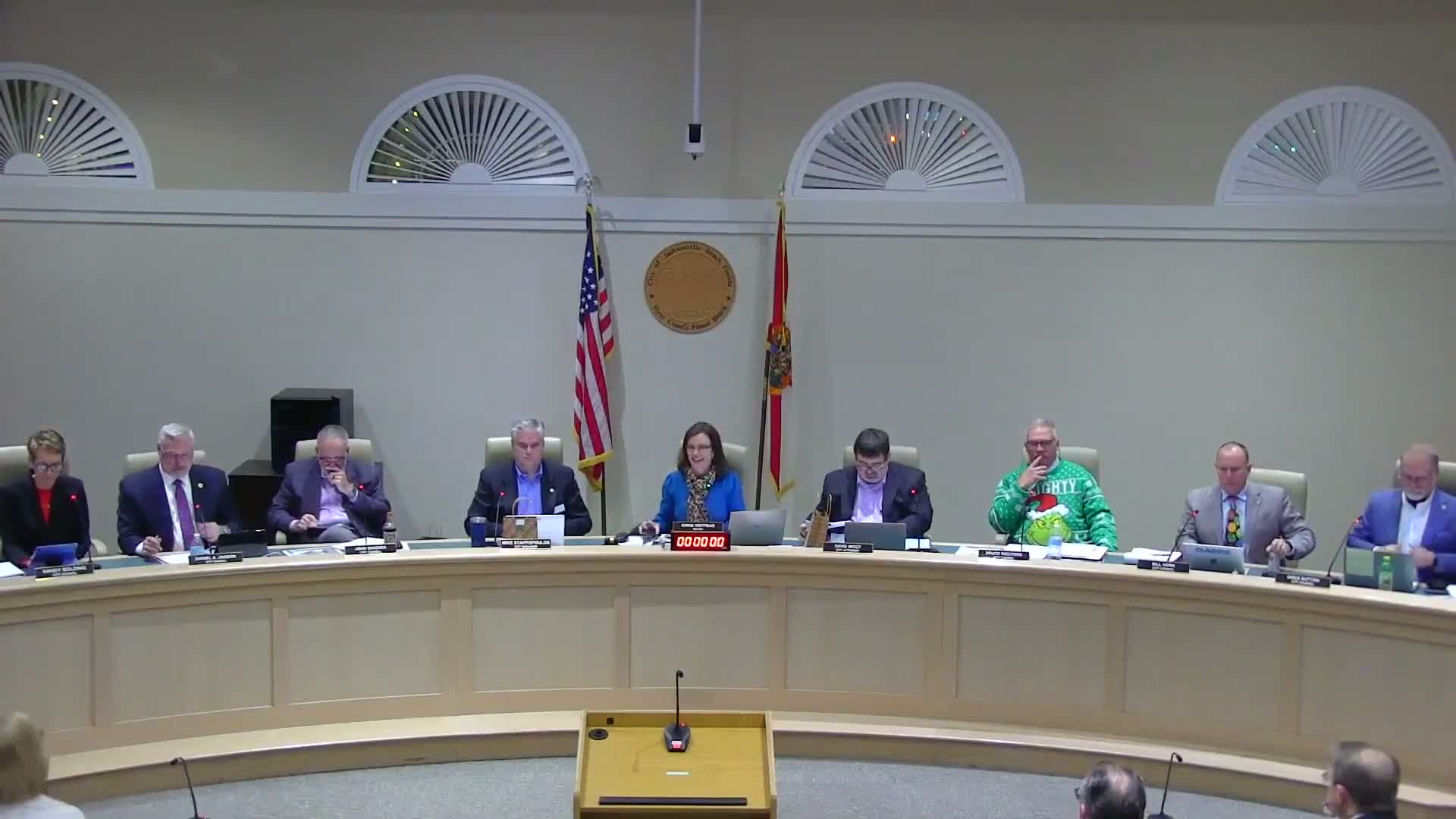 Council recognizes deputy city clerk and approves parks-code updates on first reading