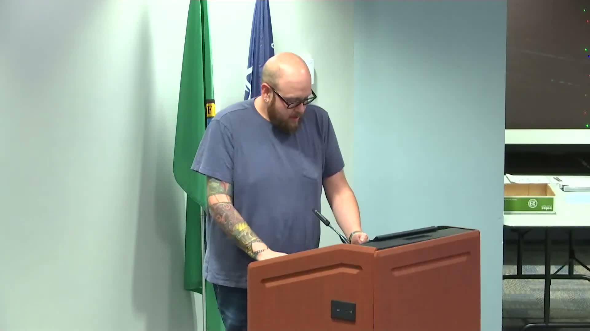 Resident urges Auburn to reject Flock vehicle‑tracking cameras, citing privacy and public‑record concerns