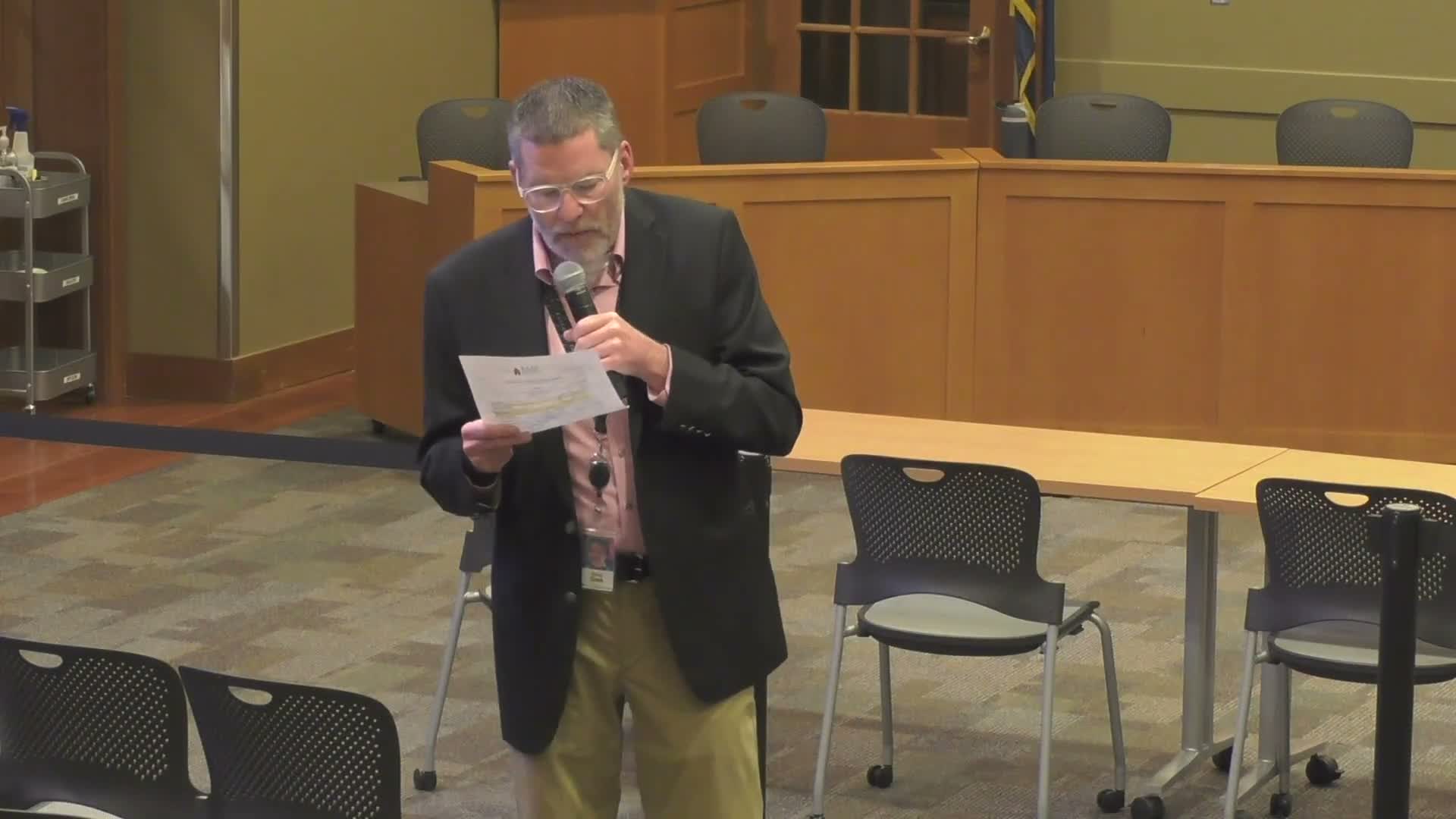 CHRO presents staffing, recruitment and turnover data to board