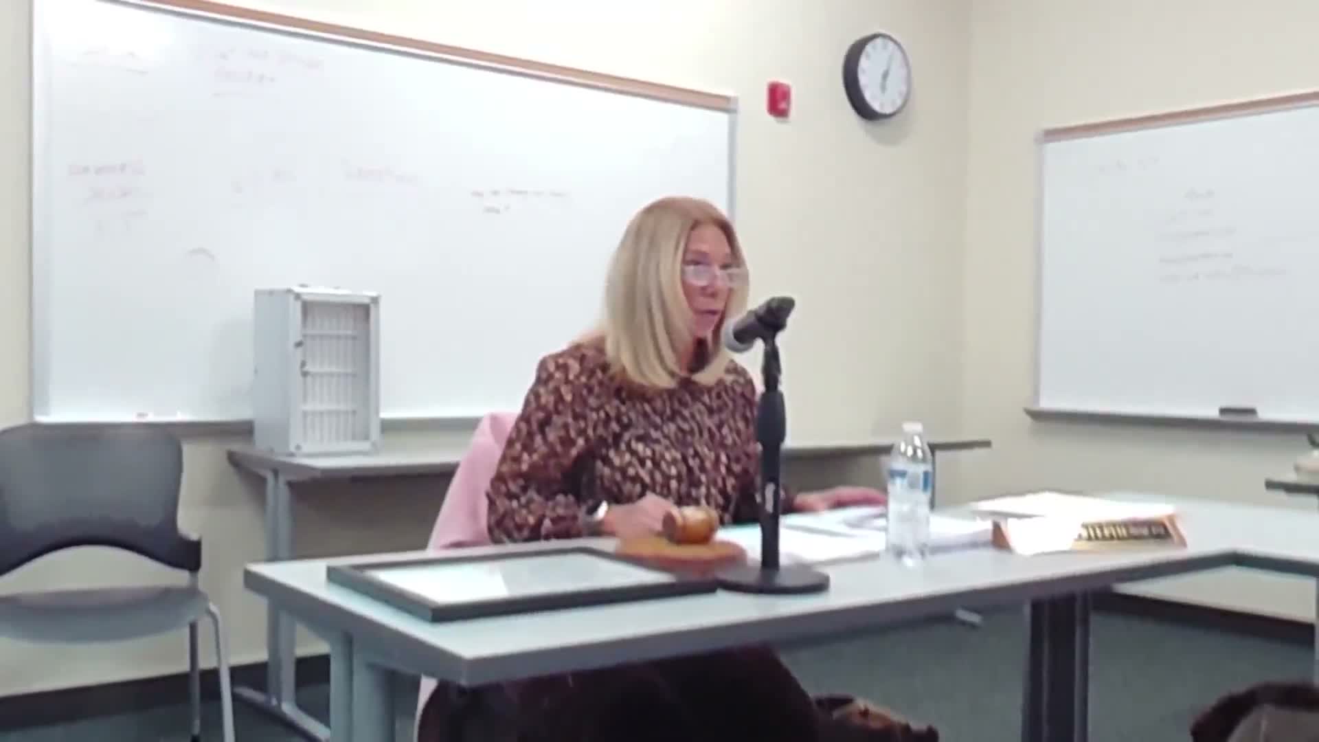 Shenendehowa board honors fall teams; parent urges action on hockey officiating dispute