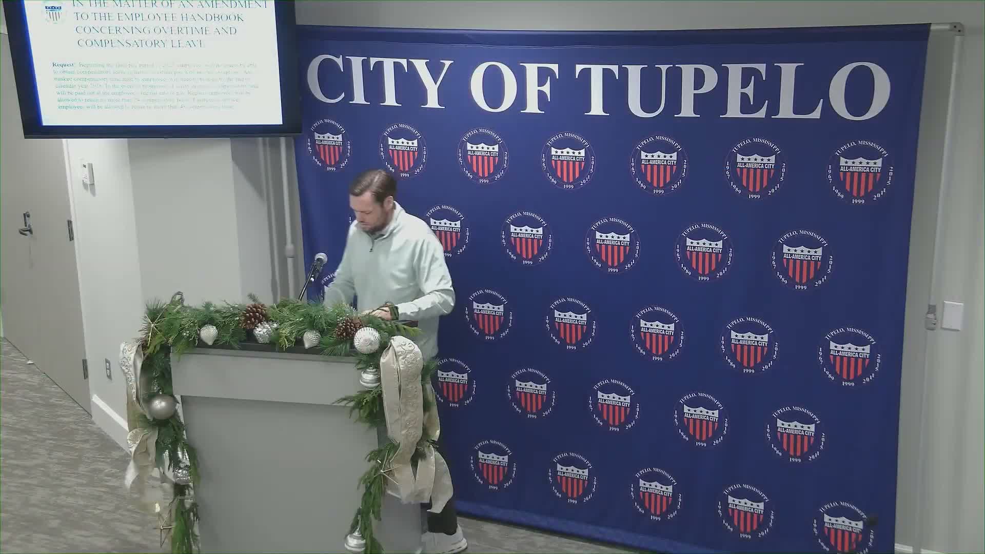 Tupelo council approves contracts, a U.S. Marshals overtime obligation and cuts comp‑time limits for employees