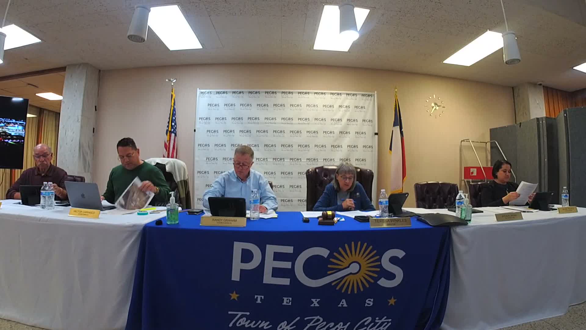 Pecos Council moves to phase out temporary RV permits, updates RV-park rules and fees