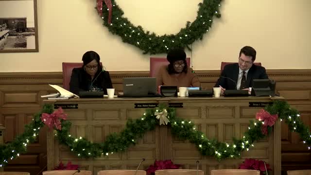 Council debate over licensing fees exposes split; Hudson urges citywide review