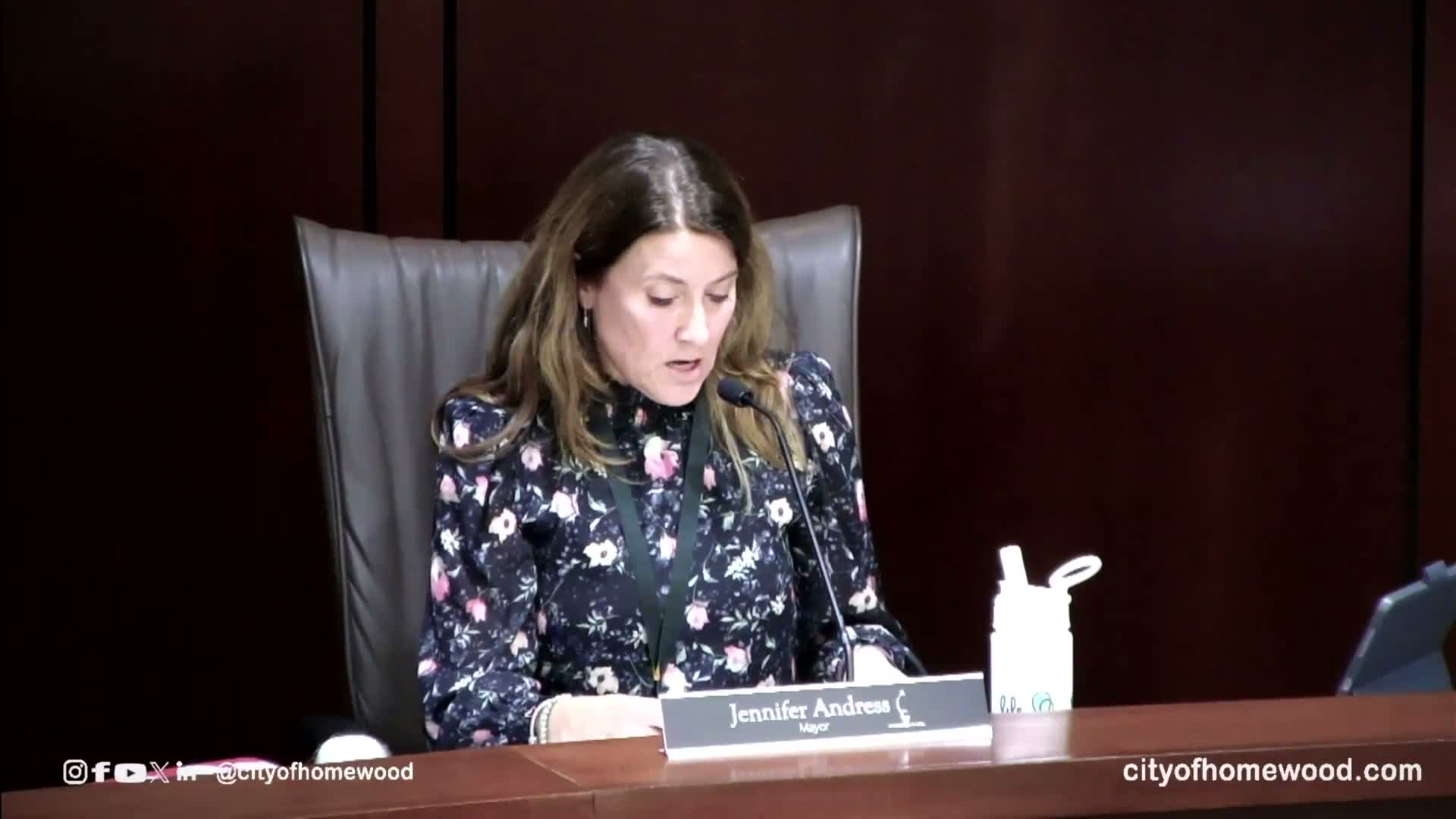 Homewood council reads ordinance to ban parking on east side of Linden Avenue; first reading carried to Jan. 12