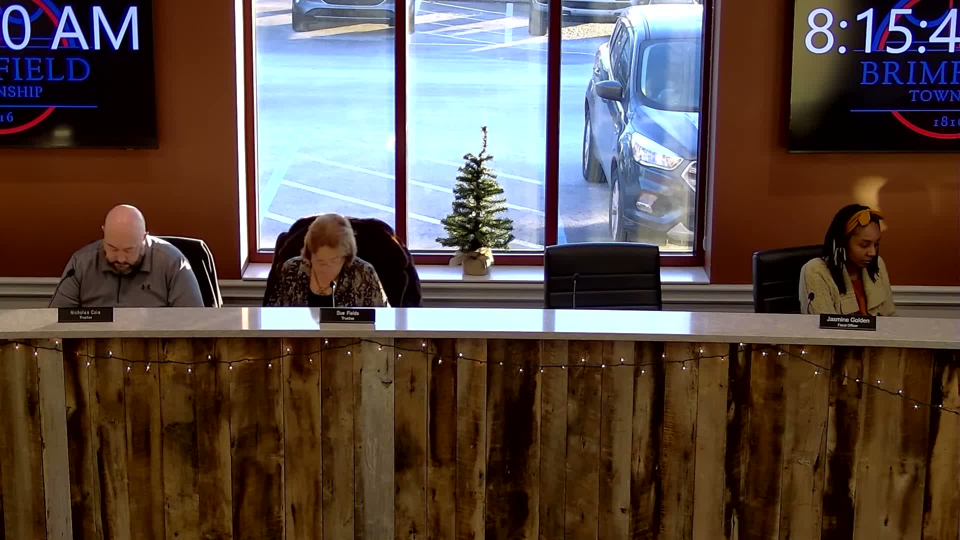 Brimfield police report: Shop with a Cop served 28 children; partnership announced with Big Red Community Foundation