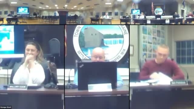 South Berwick council approves highway-safety grant amid debate over patrol lighting