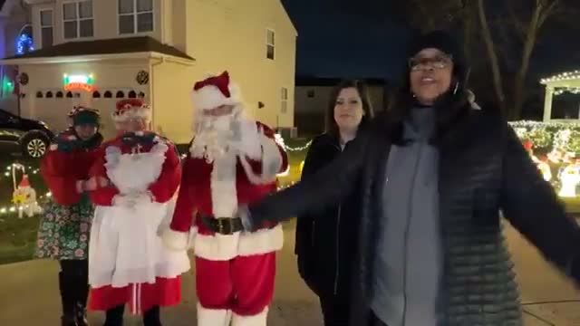 Pennsauken officials name Scavuzzo House winner of "best holiday spirit" award