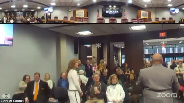 Newark officials, from municipal judge to council members, sworn in at ceremony