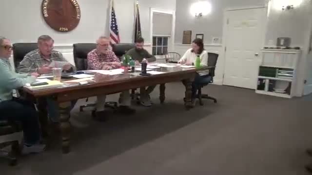 Resident urges Brookfield selectboard to press Wentworth School District on funding and contract