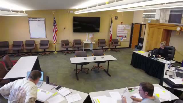 Benton County supervisors direct staff to draft local rules for accessory dwelling units after reviewing new Iowa law