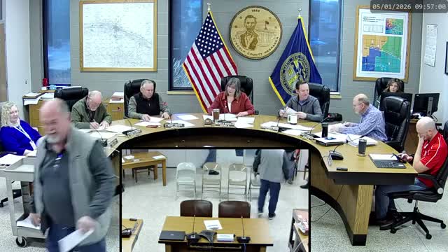 County staff propose programmable LED option to light historic courthouse, citing safety and cost savings