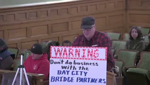 Residents press commission on bridge tolls and appointment process; one speaker calls for mayor’s resignation