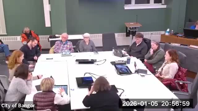 Committee forwards minor short-term rental amendment for council consideration