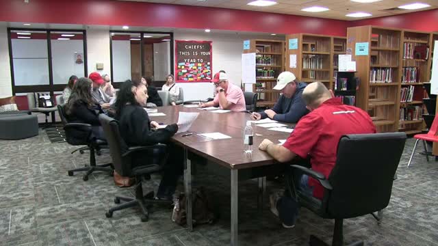 Cherokee Public Schools board adopts 2026'027 calendar and hour method