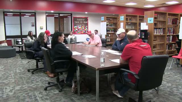 Cherokee Public Schools board approves consent agenda after financial update