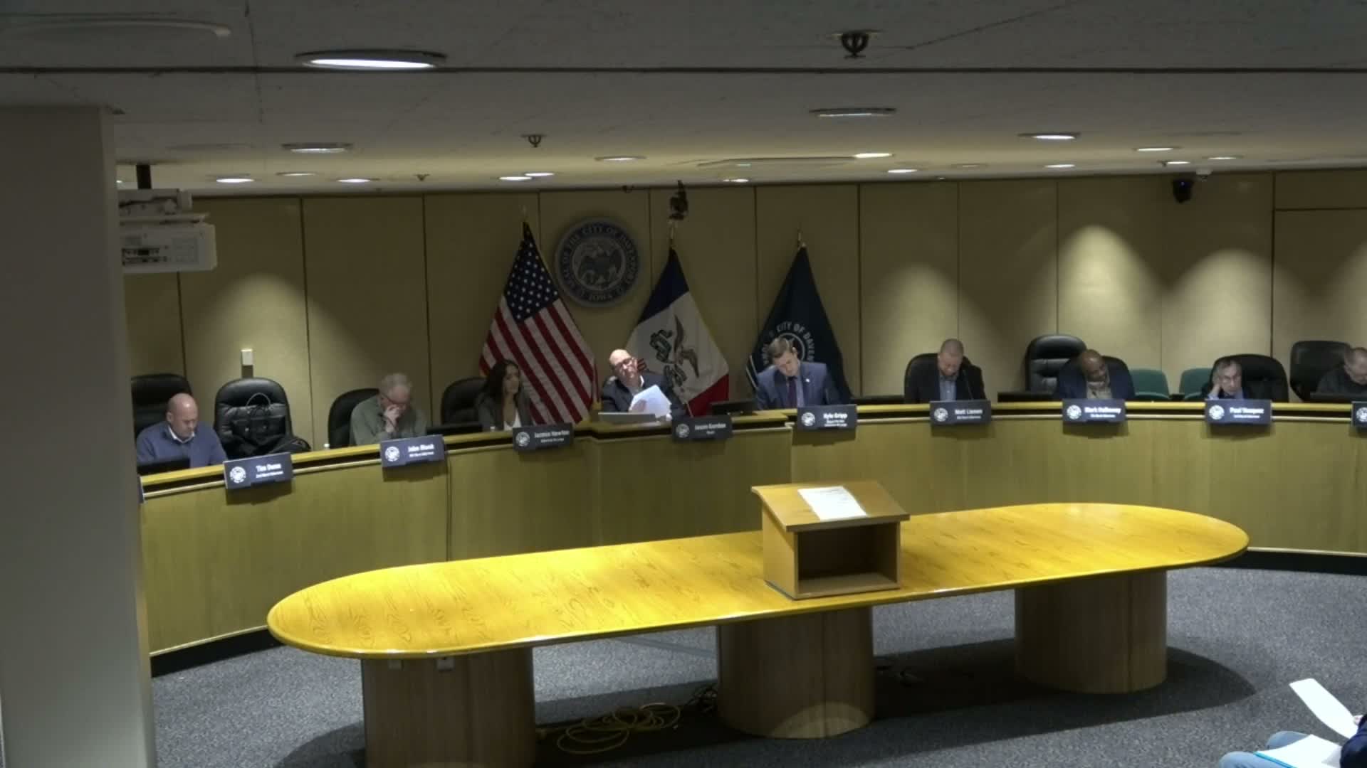 Council questions cost and timing of park-signs contract, asks staff to review