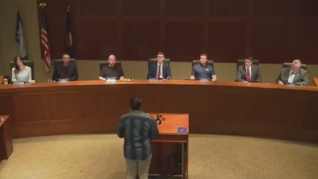 Resident tells council HOA is failing: missing records, liens and threats cited