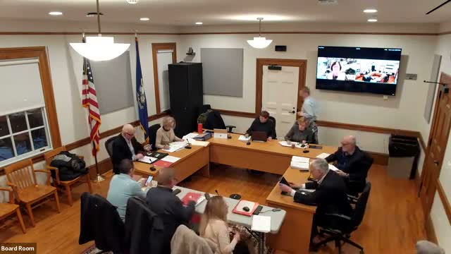 Charter Revision Commission hears debate over elected vs. appointed commissions and preservation priorities