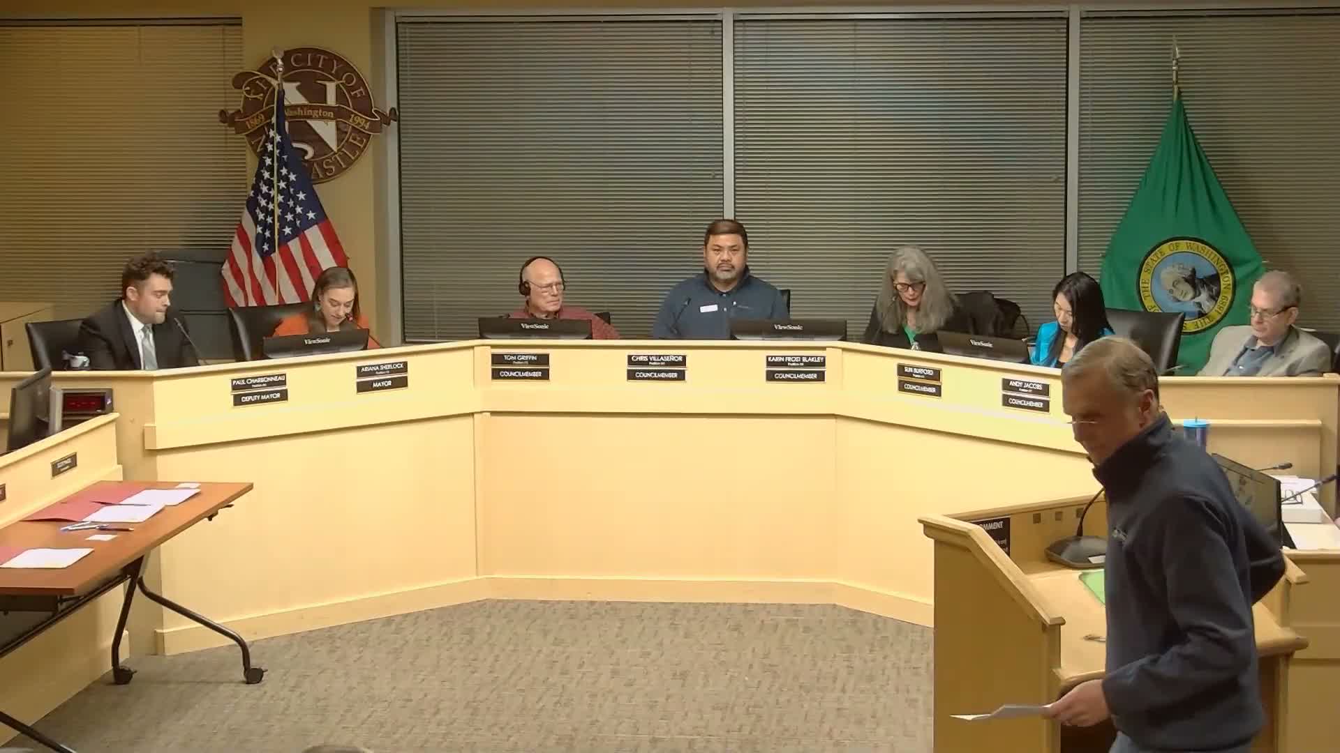 City manager flags maintenance staffing shortfall and high emergency-generator bids