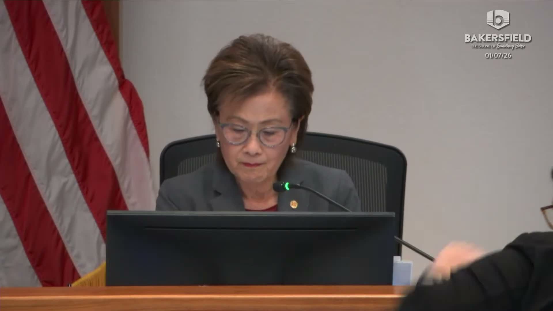 Residents and taxpayers urge Bakersfield to delay steep sewer rate hikes, demand audits and phased plan