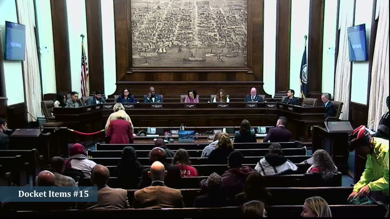 Council approves broad zoning text changes to speed commercial approvals; staff to return on speakers, live-entertainment and trailer rules