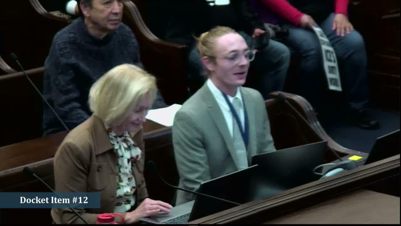 Council approves La Pluma’s request for 12 more outdoor seats and later Sunday hours after contentious neighbor dispute