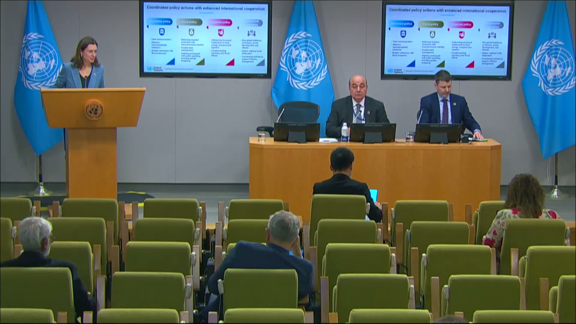 UN economists: Venezuela oil changes unlikely to sway world markets; tariffs and AI pose mixed risks