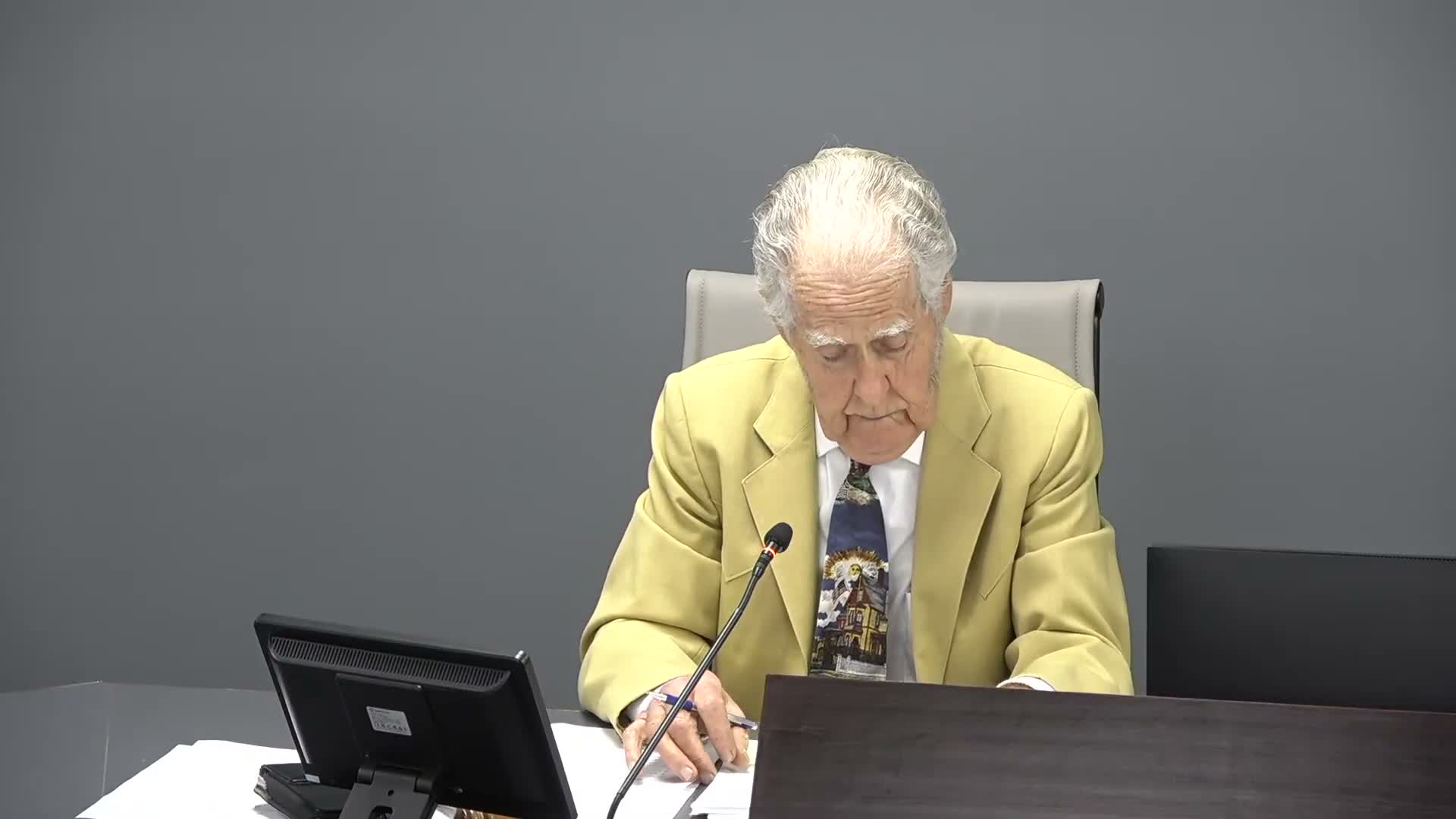 Planning commission denies Clovercroft concept plan over wastewater and slope concerns