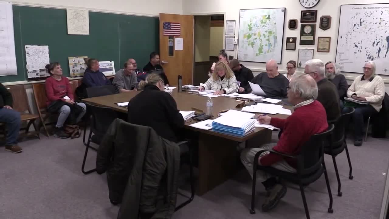 Charlton Planning Board continues hearing on Hansen plan to improve private way after neighbor raises septic and easement concerns