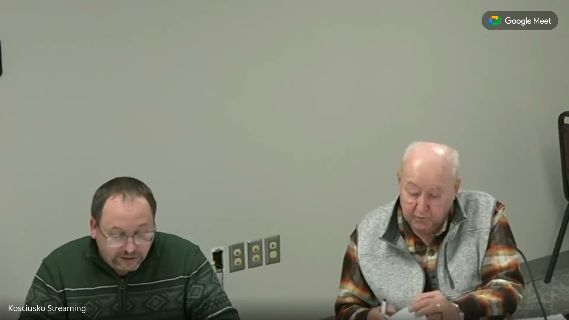 Board allows Alan Yang to rebuild pre‑ordinance deck 30 feet from water